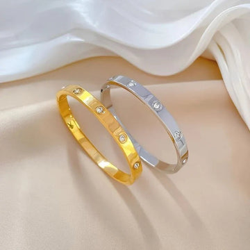 Love Bracelet Cartier