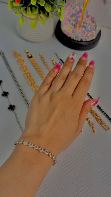 Royal crystal bracelet