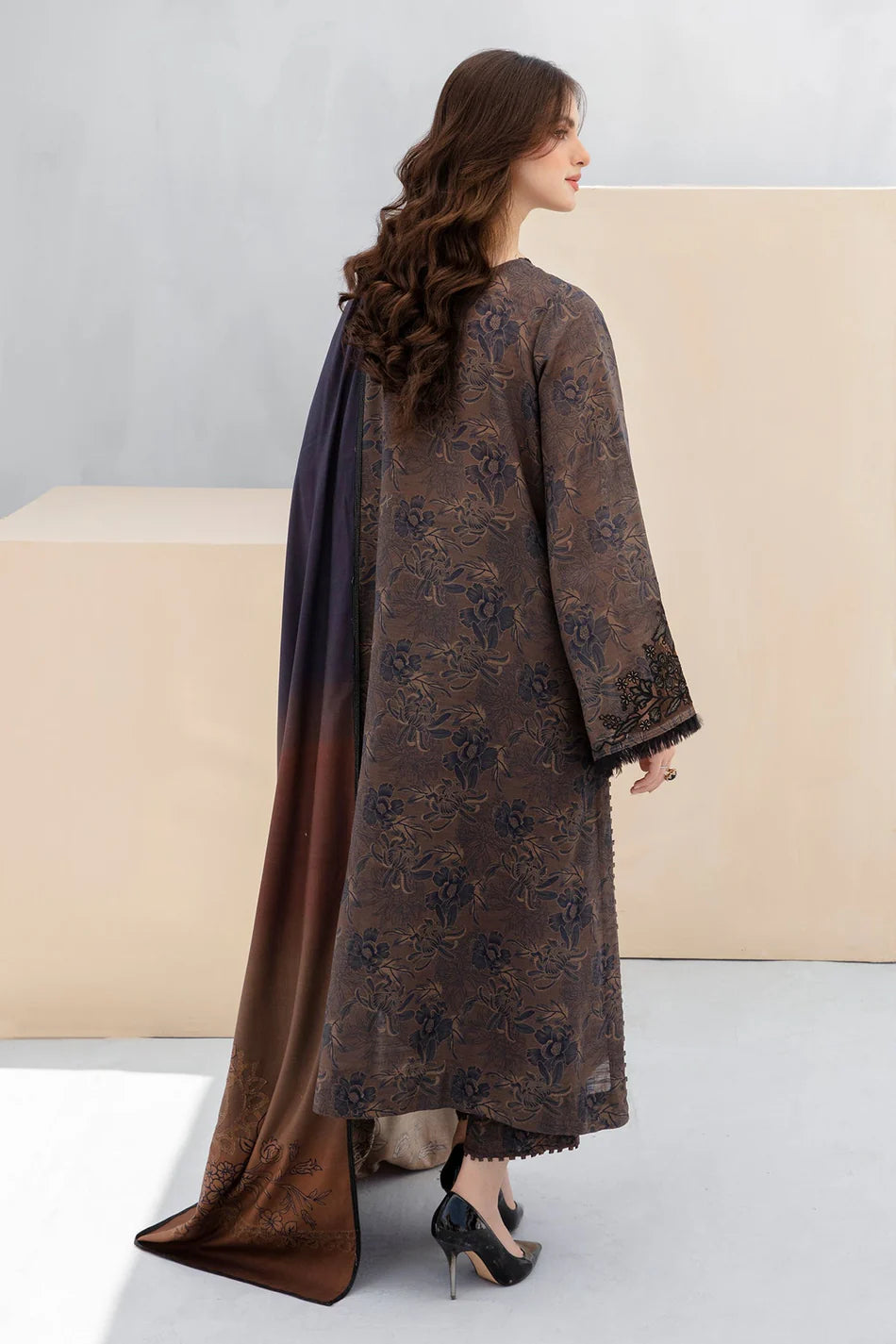 BAROQUE-3PC KHADDAR PRINTED EMB SHIRT WITH KHADDAR PRINT DUPATTA AND PRINT TROUSER-MnM-04