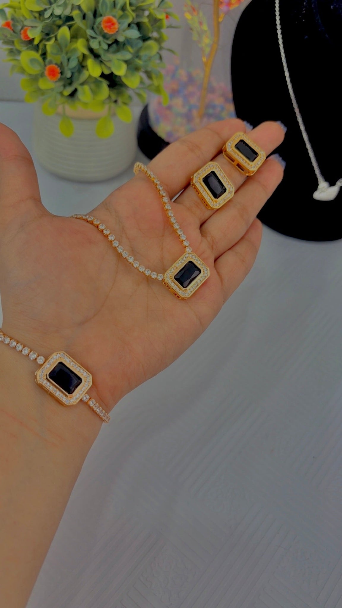 Zircon Stone Pendant