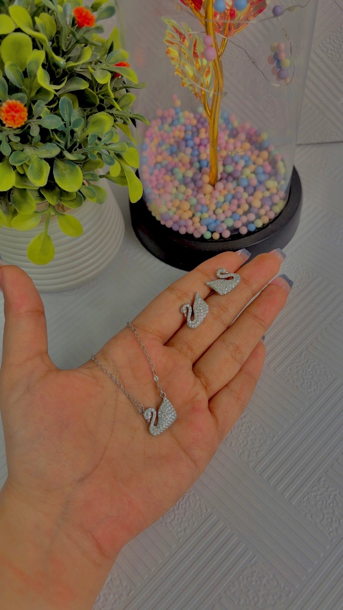 Silver Swan Pendant