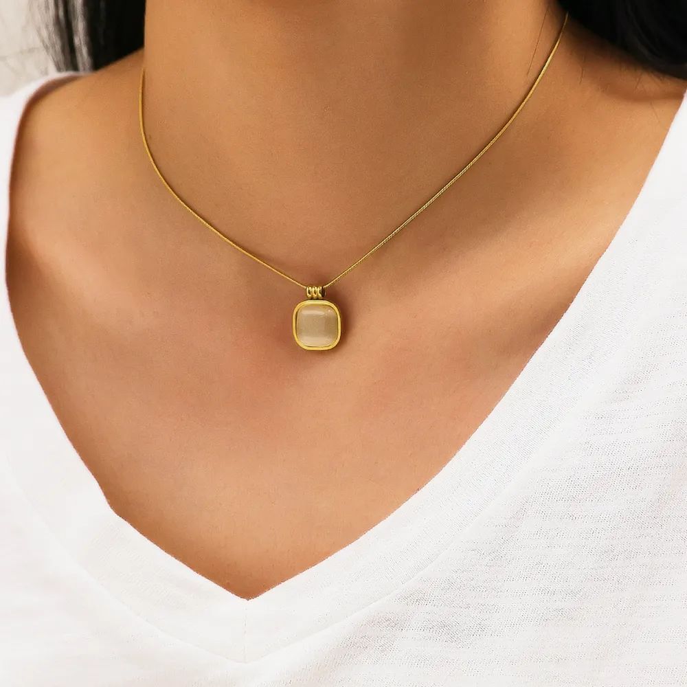 Honey Glow Pendant